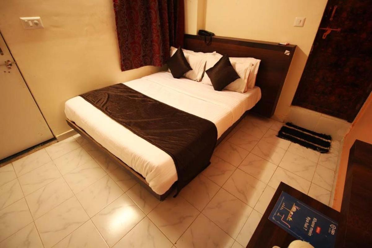 Hotel Raj Palace Ahmedabad Luaran gambar